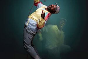 Simon Pearce - Funny Bones