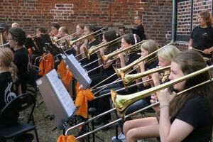 MUSIKVEREIN Flutissima Bardowick - Flutissima wird 25  Eine Geburtstagsfeier mit Auftritt aller Gruppen:  Flutissima-Minis, Flutissima YoungStars, Never too late
