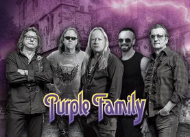 Purple Family - | Teilbestuhlung
