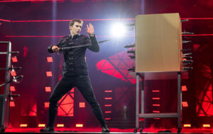 MAXIM MAURICE - Las Vegas Illusions - Zaubershow
