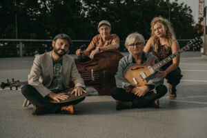 Lady R & The Paulinettes