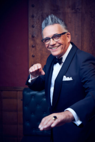 gotz-alsmann-bei-nacht