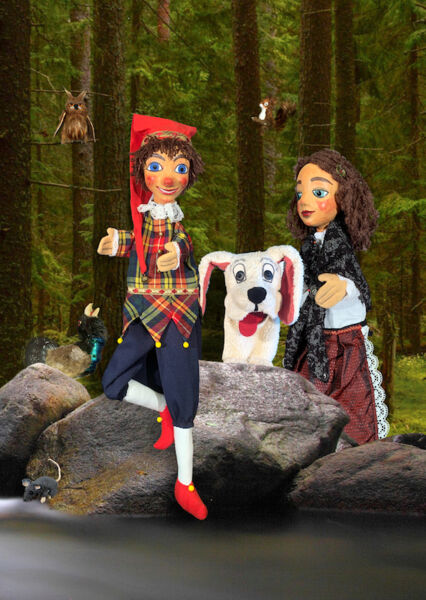 kasper-und-bello-retten-den-wald-handpuppenspiel-fur-kinder-ab-vier-jahren
