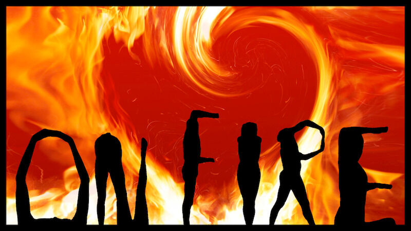 moving-shadows-ein-schattentheater-das-alles-in-den-schatten-stellt-on-fire