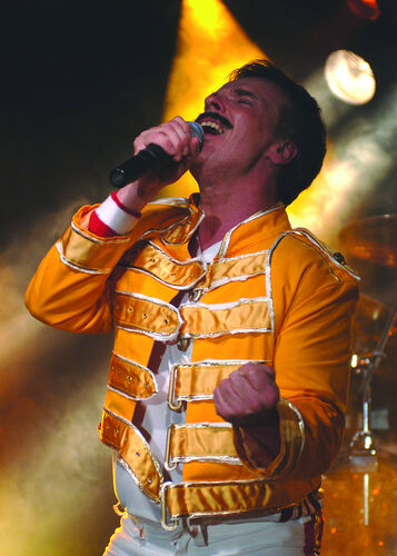 the-glory-of-queen