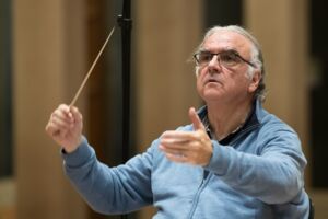 Bruckner Akademie Orchester - Jordi Mora, Leitung