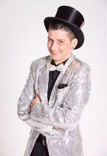 zaubershow-mit-charlie-martin-fur-die-ganze-familie