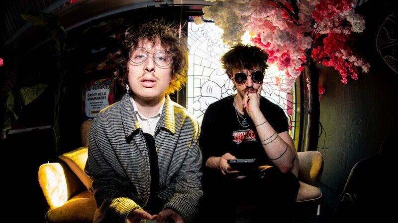 tribe-friday-bubblegum-emo-aus-schweden