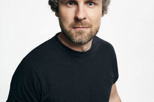 Tino Bomelino - ALLES WIRD SUPER GUT*