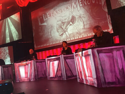 der-elefantenmensch-zeichentrick-novelle-multimediatheater-projektionskunsttheater