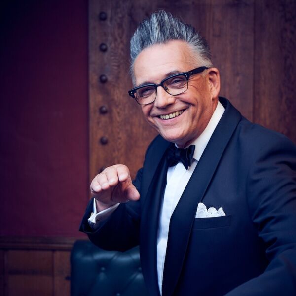 gotz-alsmann-bei-nacht