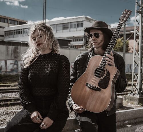 pauline-aleksi-mit-band