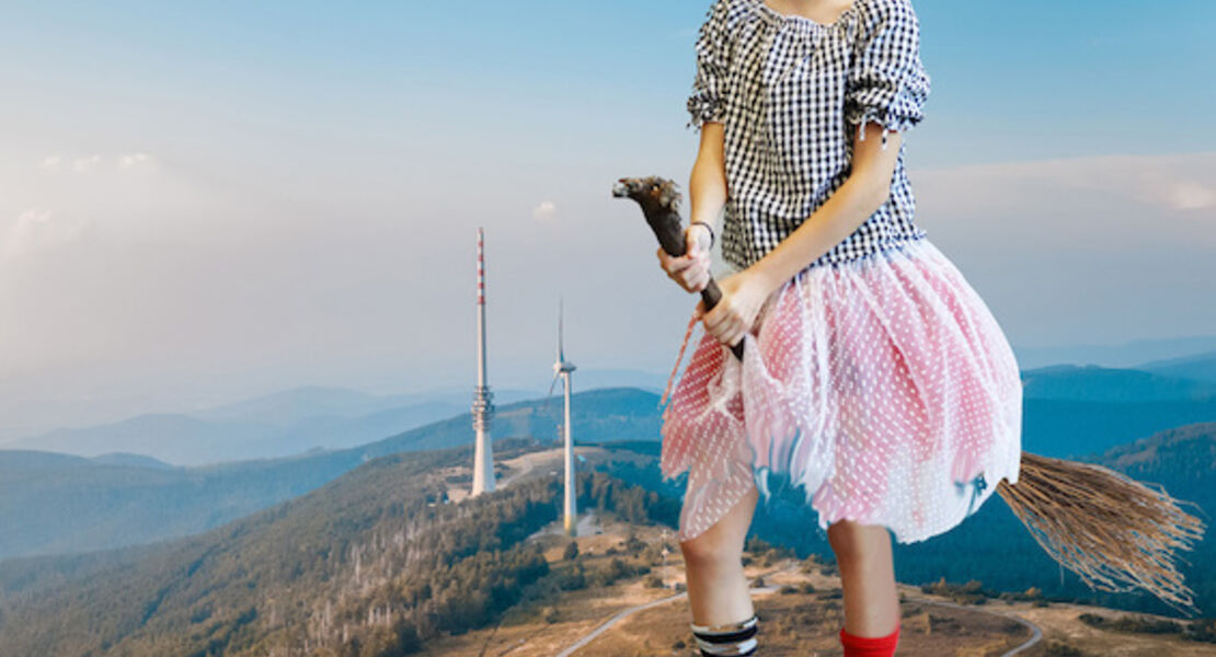 junge-buhne-die-kleine-hexe