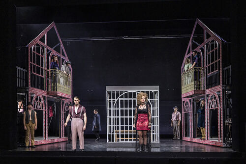 die-dreigroschenoper-theaterstuck-mit-musik-von-bertolt-brecht-und-kurt-weill