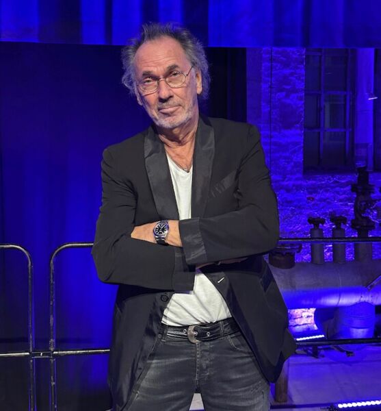 hugo-egon-balder-erzahlt-es-bloss-nicht-weiter