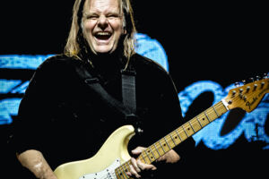 Walter Trout - Sign Of The Times  Part II European Tour 2026
