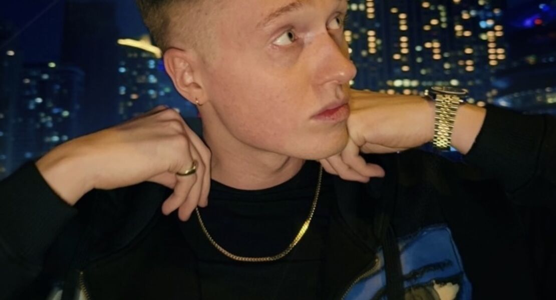 yfg-pave-support-sly-alone-peaks-niemand-tour-2026