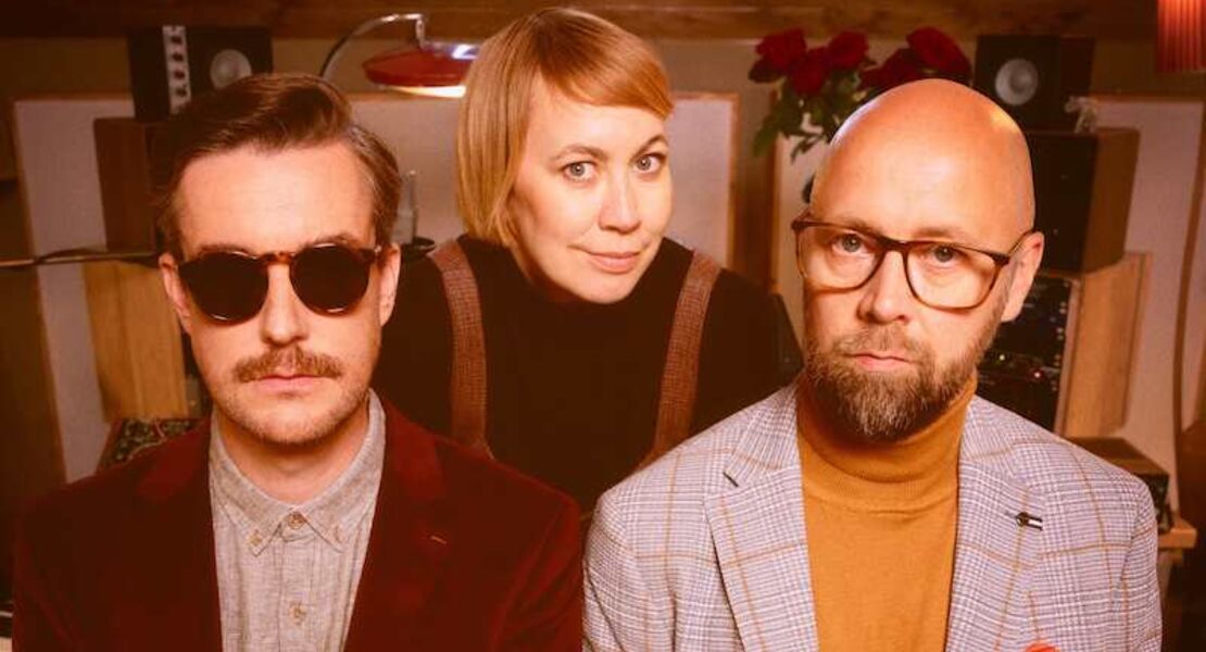 hundreds-sirens-tour-2026