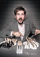 Gag & Breakfast - mit Daniel Helfrich