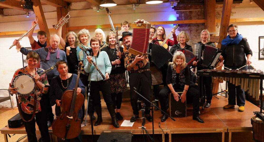 die-lola-band-wilde-weltmusik