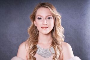 Marie Winter: Die Weihnachtsshow - Ein festlicher Abend mit Tanz und Musik in der Trinkkuranlage