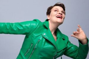 Kabarett | Gayle Tufts 