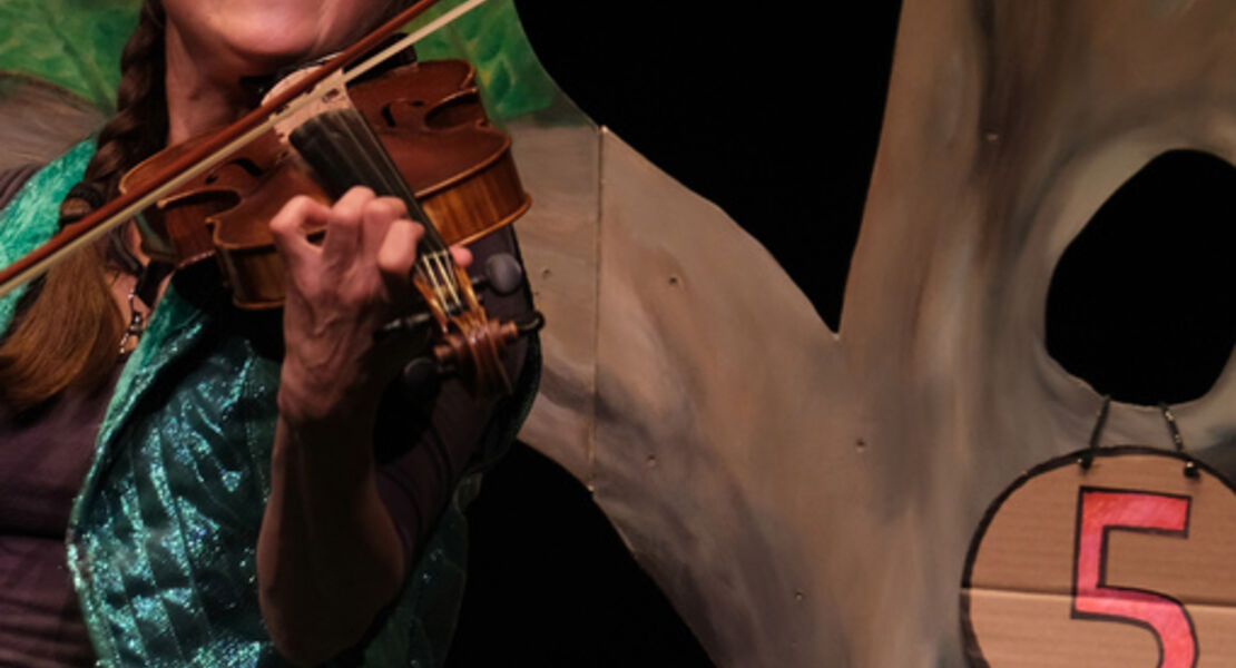 engel-esel-produktionen-remmidemmi-unter-baum-nr-5-fur-kinder-ab-3-jahren