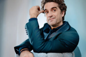 Bücherbühne: Oliver Wnuk - Wnuk denkt laut und liest was vor