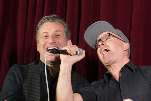 rudelsingen-die-schonsten-lieder-zum-mitsingen-schlager-evergreens-pop-und-rock