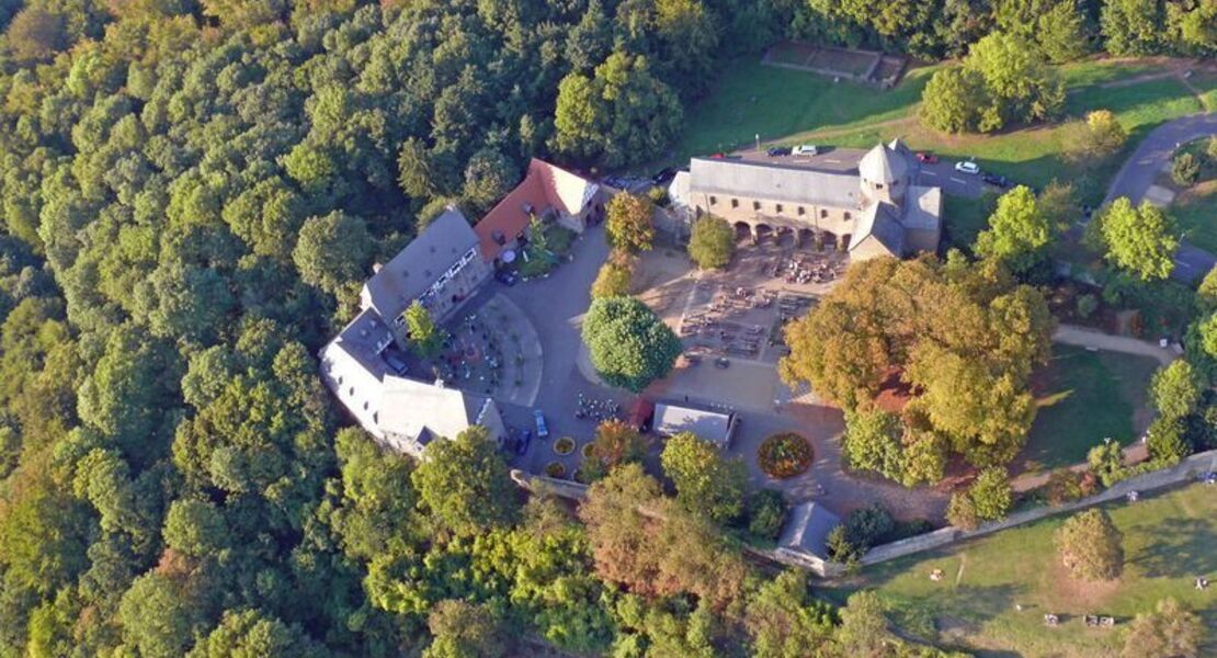 der-schiffenberg-und-seine-basilika-im-wandel-durch-die-jahrhunderte