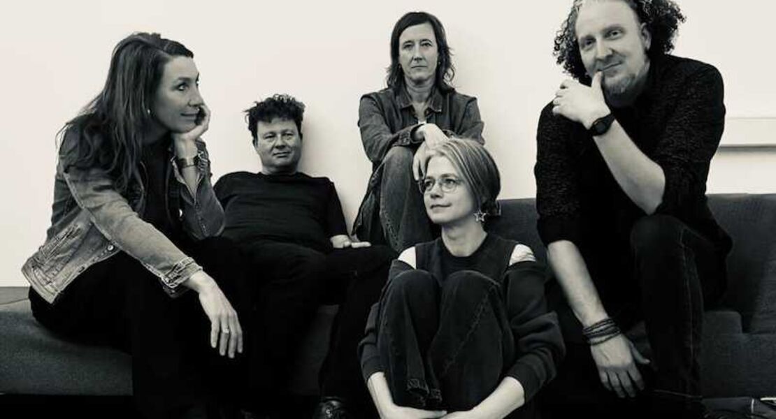 beyond-the-boroughs-wohnzimmerkonzert-in-halle-13