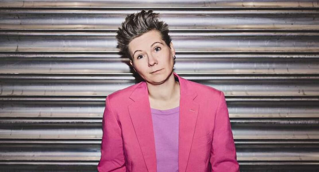 kirsten-fuchs-mit-muttermund-tut-wahrheit-kund