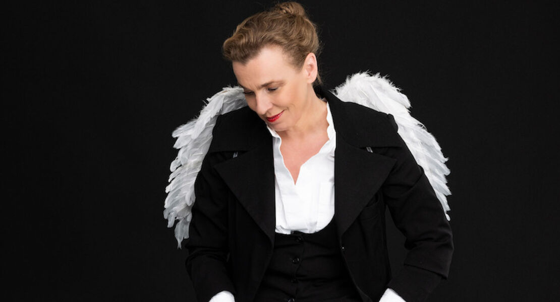 tina-teubner-protokolle-der-sehnsucht-ein-feuerwerk-der-melancholie