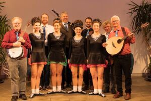 Matching Ties & die O´Brannlaig Rinceoir Irish Dancers