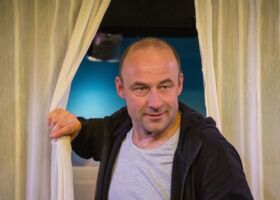 Das Leben ist eine Rutschbahn (Kein Brecht-Abend für zarte Seelen)