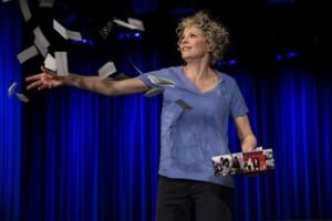 Anna Schäfer - Schlafende Hunde