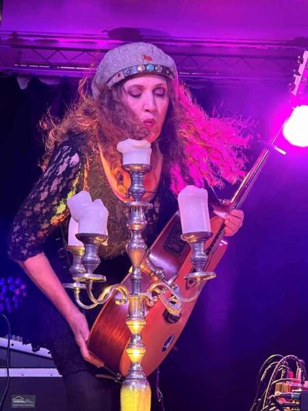 anne-haigis-rauchzart-tour