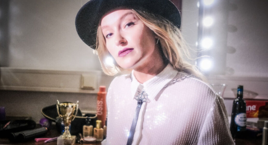 malarina-trophaenraub