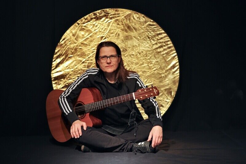 die-kuhnemann-liedermacherin-von-chanson-bis-rock