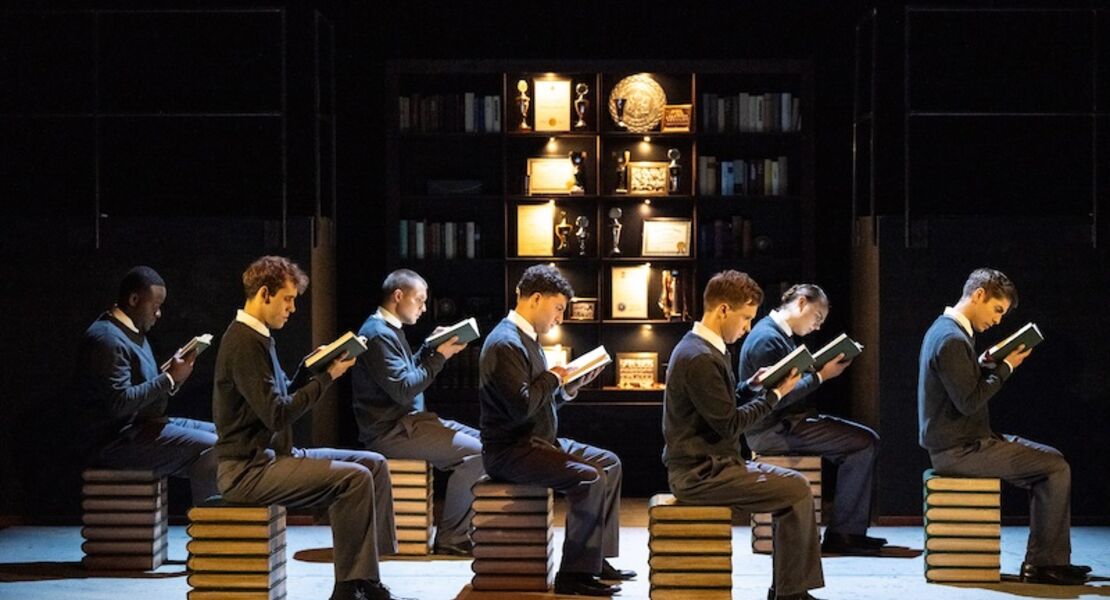 der-club-der-toten-dichter-schauspiel-von-tom-schulmann-nach-dem-gleichnamigen-film