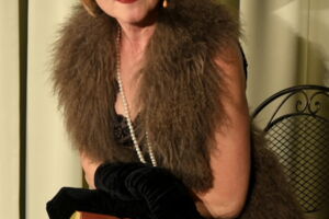 Angebissen! - Eine literarisch-musikalische Revue mit Jutta Seifert