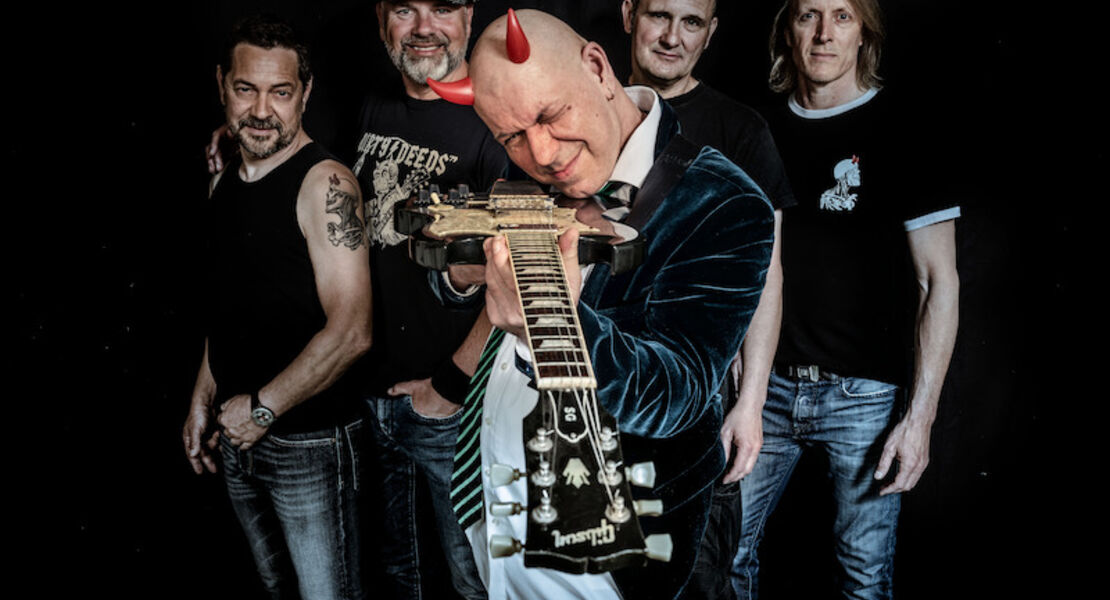 dirty-deeds-79-live-2026