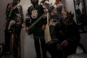 KING 810 - Summer Solstice Tour