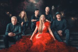 SUBWAY TO SALLY - NACKT III - Lügen & Legenden