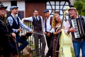 Kerzenscheinkonzert mir E3 Acoustic Band