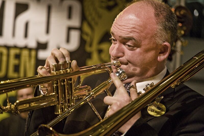 klazz-brothers-feat-james-morrison-wahnwitzige-interkontinentale-mischung-aus-klassik-swing-und-latin