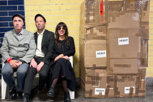 Acht Eimer Hühnerherzen - jetzt, nicht später Tour 2026