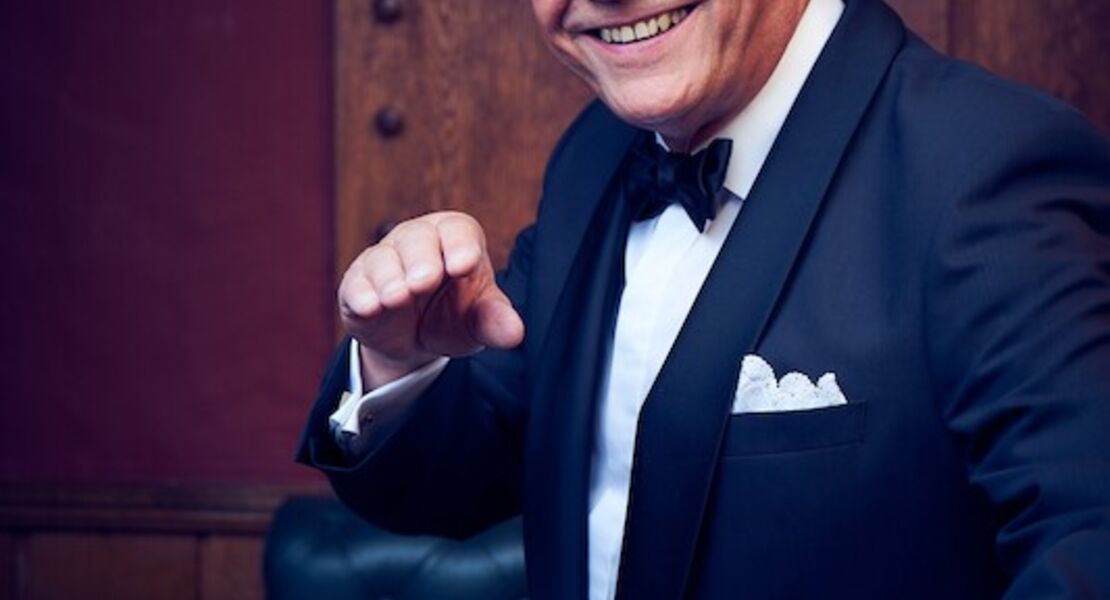 gotz-alsmann-bei-nacht