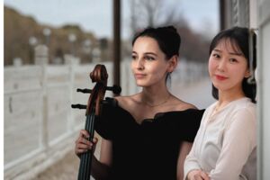Matinee zum Sommerbeginn: Buck und WooRim spielen Bach, Debussy und Schumann