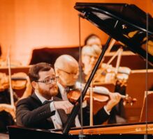 Earthquake  Tomasz Zajac, Klavier - Konzerte mit jungen Künstlerinnen und Künstlern